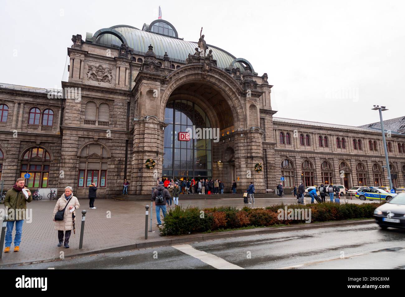 Faszinierend Ankunfte Nurnberg Hbf Bild