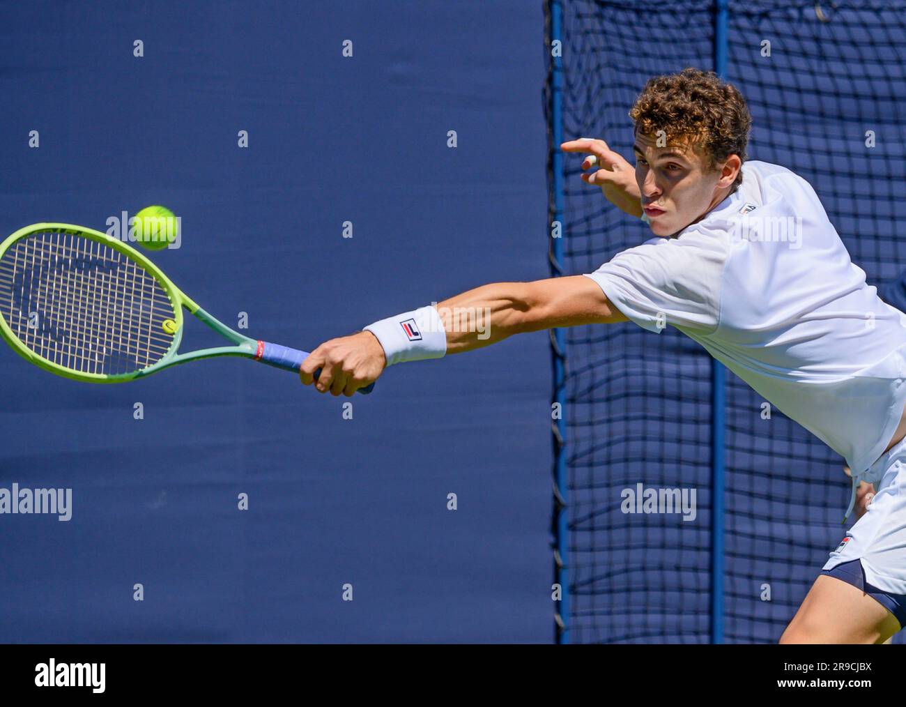Juan Manuel Cerundolo (ARG) spielt in seinem Qualifikationsspiel in der