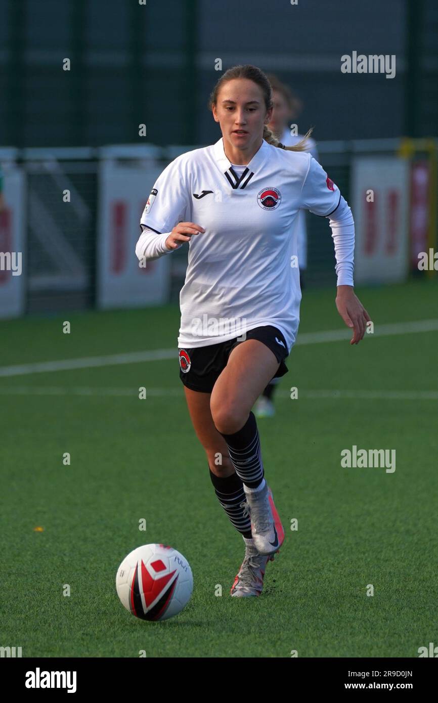 Olivia Liv Francis über Action für Pontypridd United FC Women in der Genero Adran Premier League Stockfoto