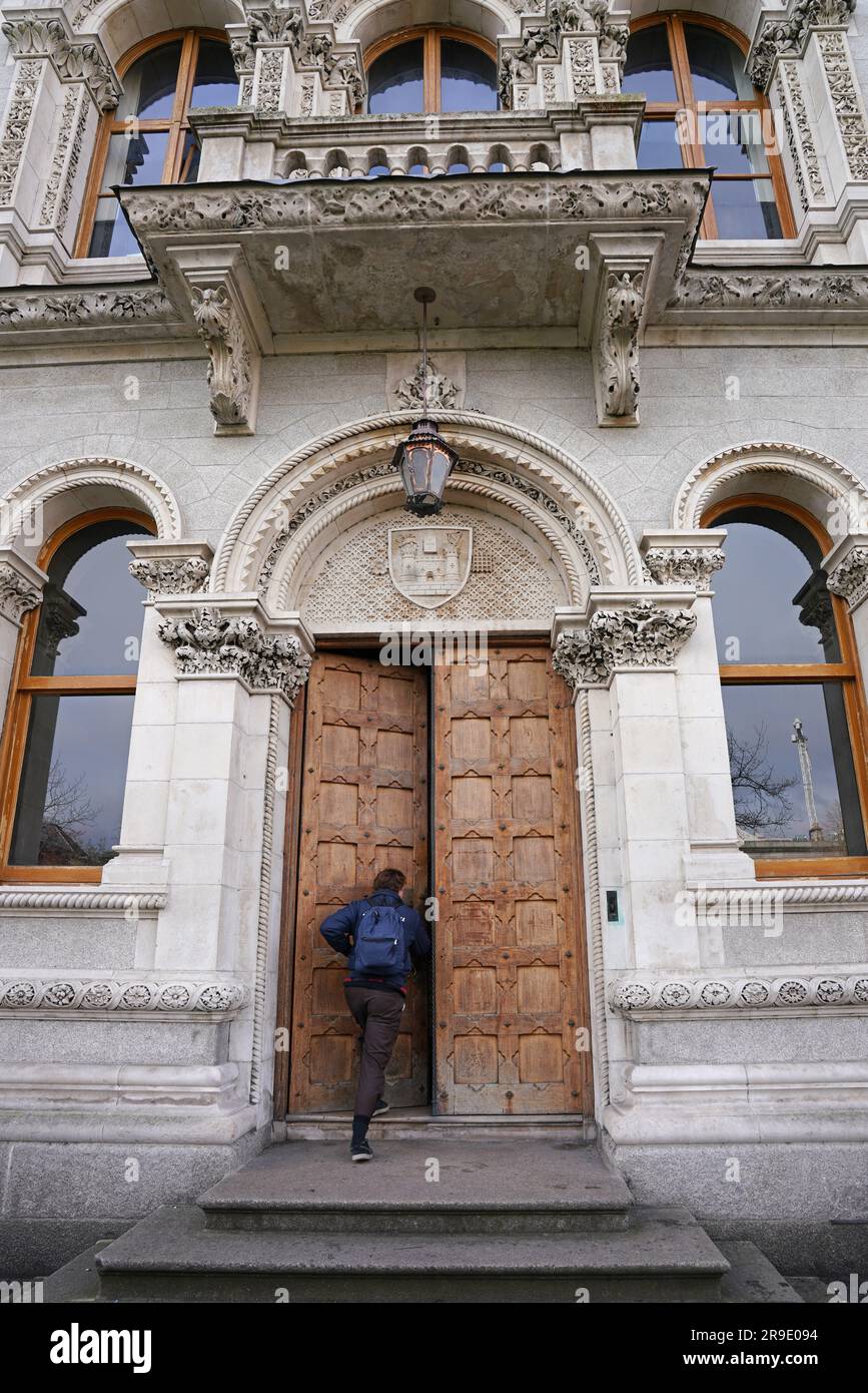 Das Museumsgebäude am Trinity College, Dublin, hat den Architekturstil eines venezianischen Palastes Stockfoto
