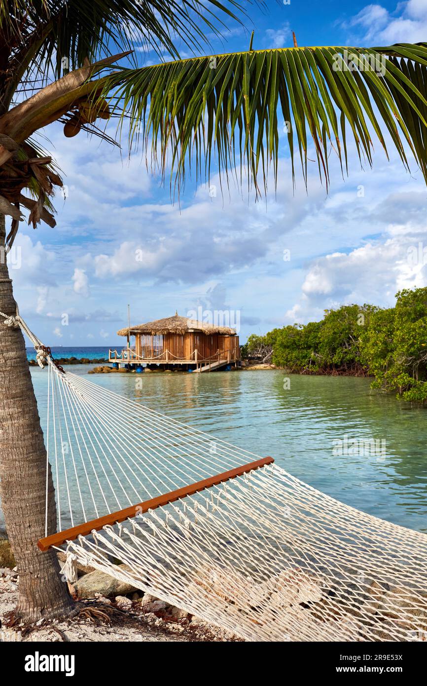 Entspannender Blick auf das Küstenparadies Stockfoto