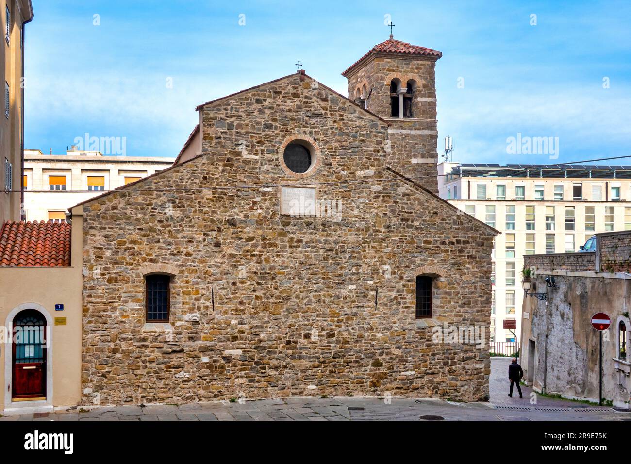 Rückansicht der Kirche Santa Maria Maggiore, Triest, Italien Stockfoto