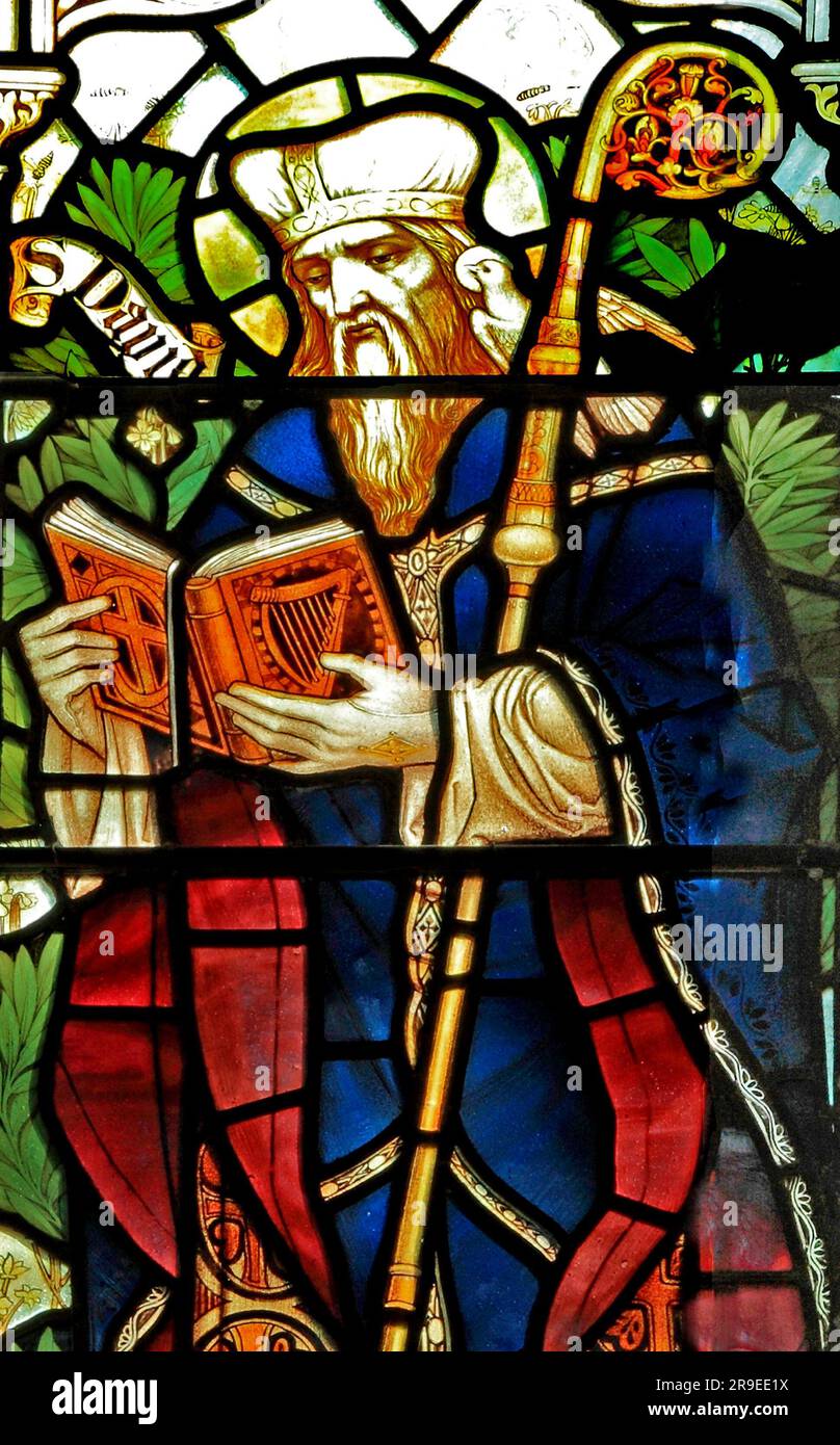 St David, Buntglasfenster, von J Powell & Son, Blakeney Kirche, Norfolk, England Stockfoto