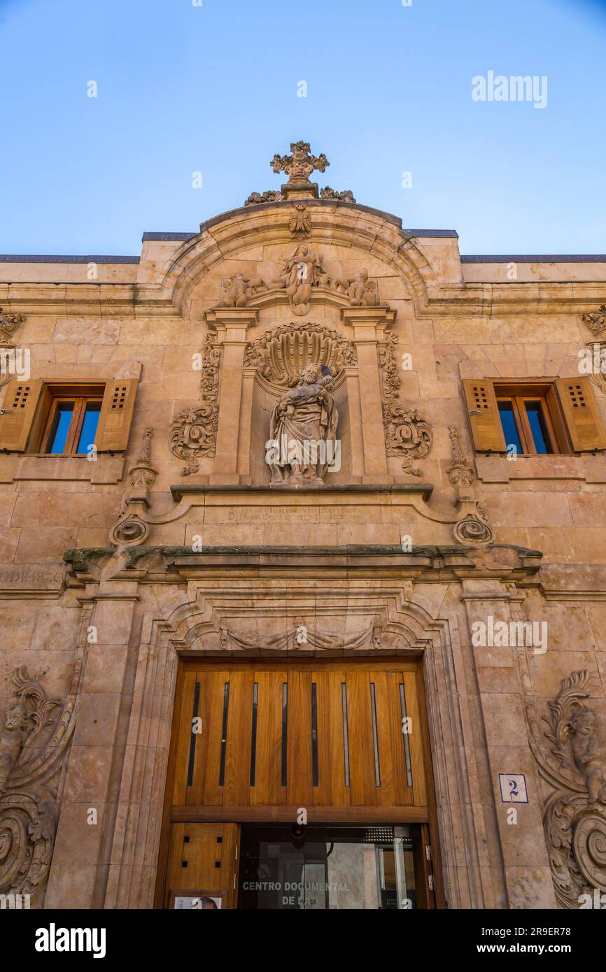 Salamanca, Spanien - 20. FEBRUAR 2022: Das General Archive of the Spanish Civil war ist ein spezialisiertes Archiv über den spanischen Bürgerkrieg, Teil von Spaniens Nat Stockfoto