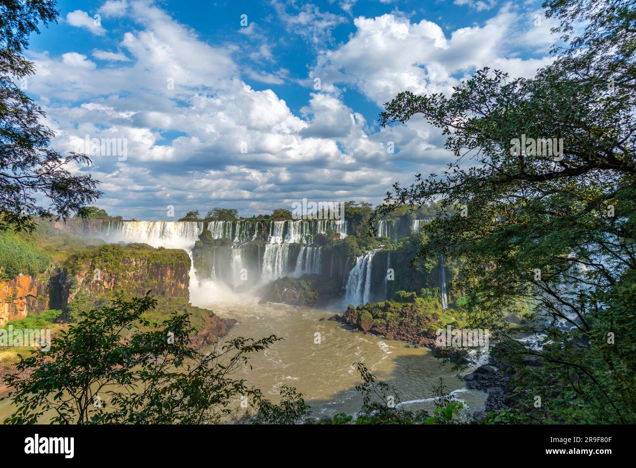 Lower Circuit, Cataratas del Iguazú, Iguazu Wasserfälle, Nationalpark Iguzú, UNESCO-Weltkulturerbe, Province Misiones, Argentinina, Lateinamerika Stockfoto