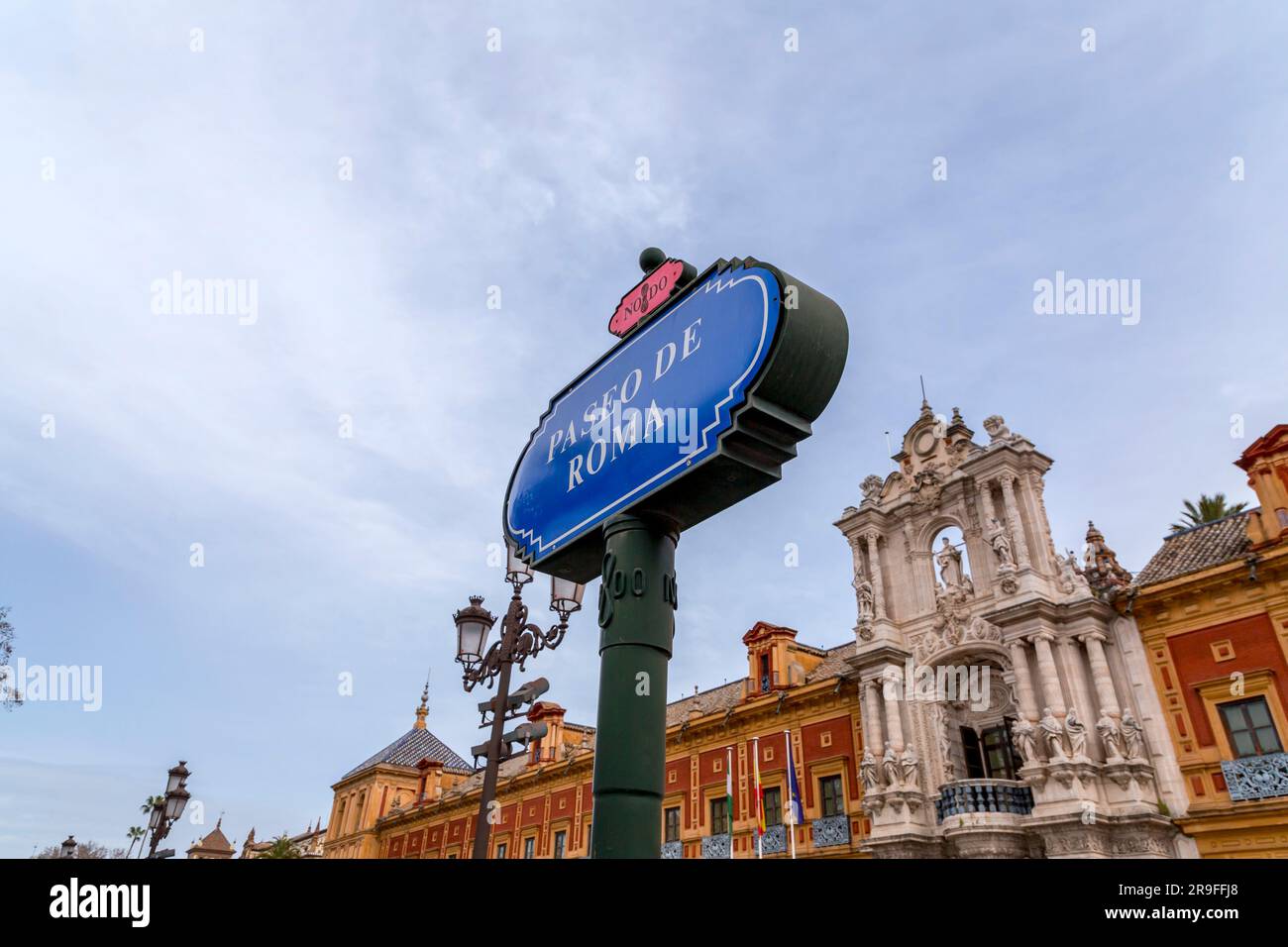 Sevilla, Spanien – 24. FEBRUAR 2022: Der Palast von San Telmo, Palacio de San Telmo, ist ein historisches Gebäude in Sevilla, Spanien, Sitz des Ratsvorsitzes von Th Stockfoto