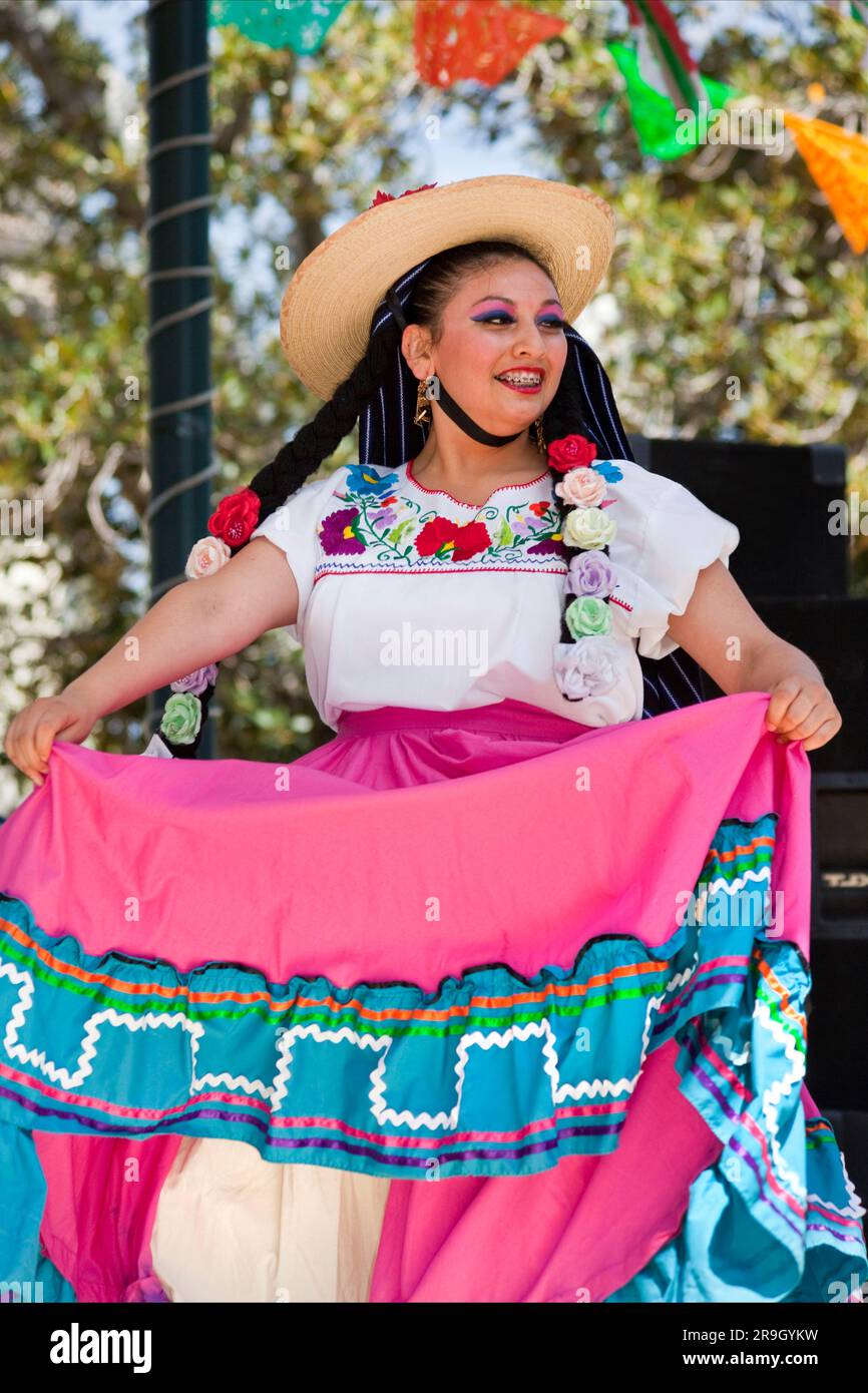 Mexikanische Folkloretänzerin Cinco de Mayo 6 Stockfoto