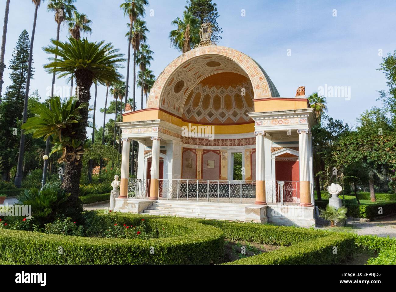 Palermo, Sizilien, die Villa Giulia, auch bekannt als Villa del Popolo, und als Villa Flor ist ein städtischer öffentlicher Park des Botanischen Gartens von Palermo. Stockfoto