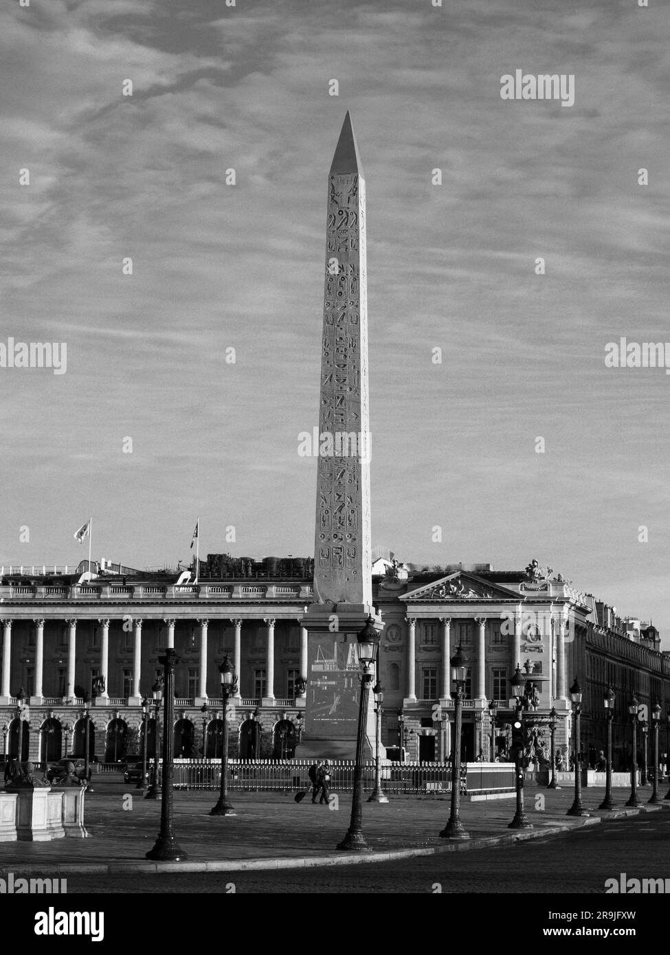 Black and White View, Luxor Obelisk, Place de la Concorde, Paris, Frankreich, Europa, EU. Stockfoto