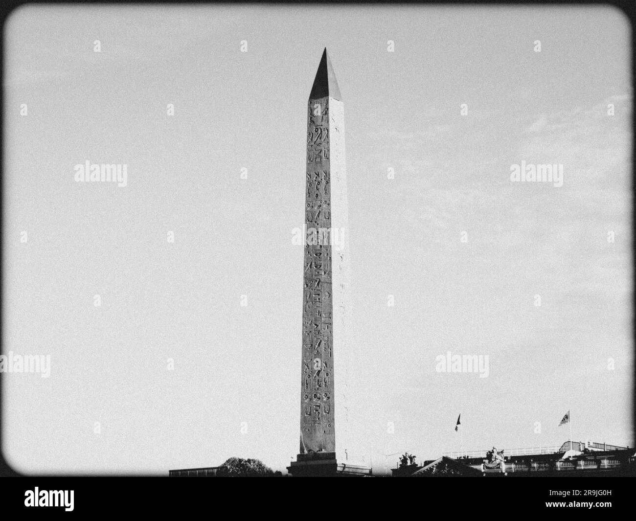 Black and White View, Luxor Obelisk, Place de la Concorde, Paris, Frankreich, Europa, EU. Stockfoto