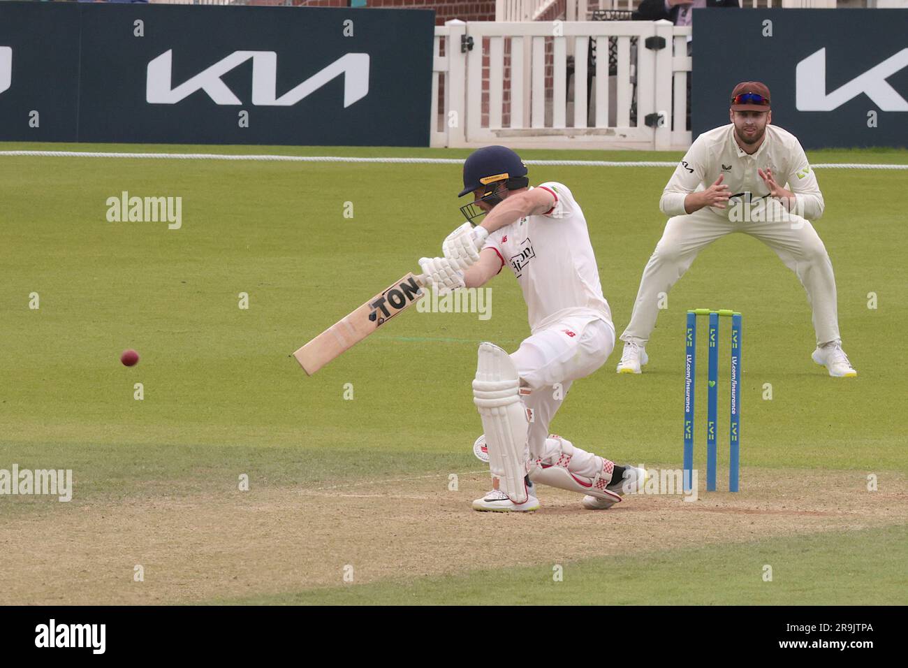 London, Großbritannien. , . Als Surrey es mit Lancashire bei der County Championship im Kia Oval aufnehmen konnte, ist David Rowe/Alamy Live News der dritte Tag Stockfoto