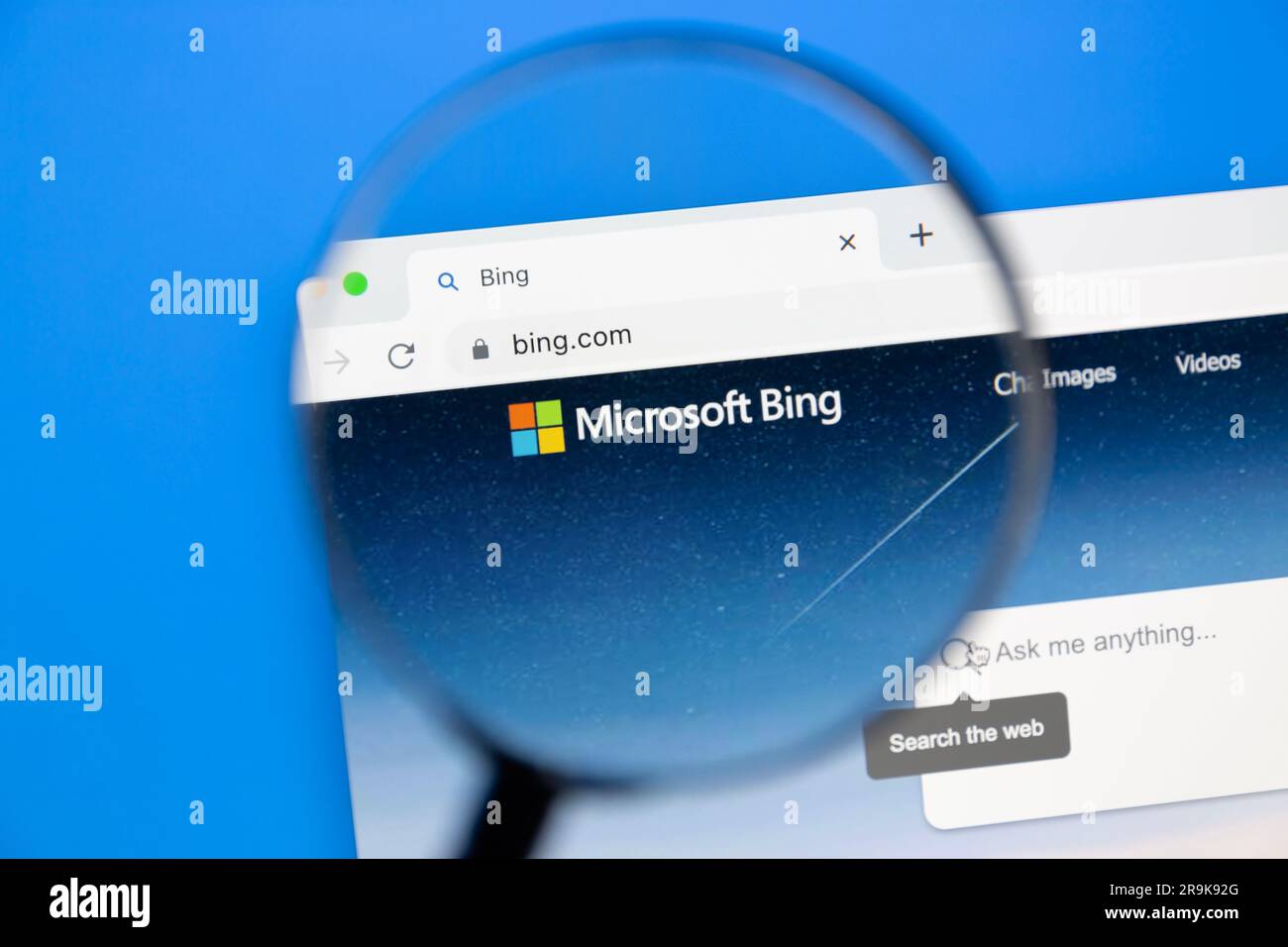 Ostersund, Schweden - 14. Februar 2023: Microsoft Bing Homepage Microsoft Bing ist eine Web-Suchmaschine, die Microsoft gehört und von Microsoft betrieben wird. Stockfoto