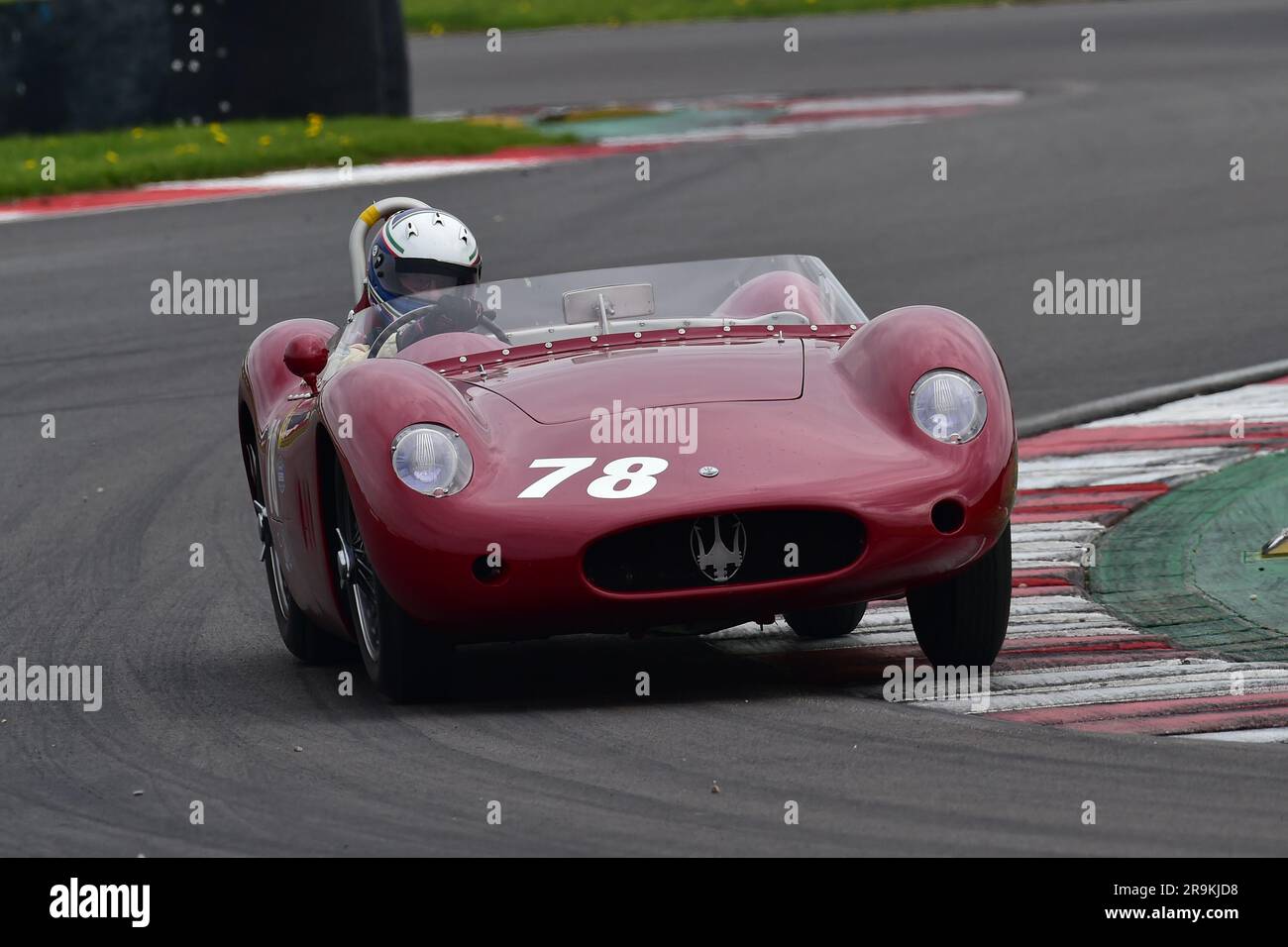 Richard Wilson, Maserati 250S, MRL RAC Woodcote Trophy & Stirling Moss Trophy für Pre-56 & Pre-61 Sports Cars, ein einstündiges Rennen mit legendären Autos Stockfoto