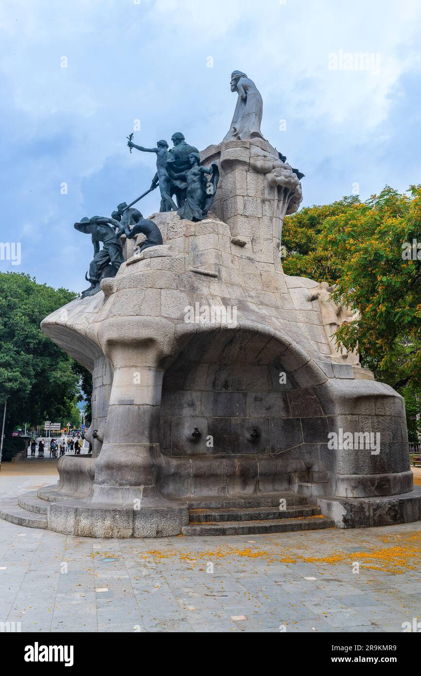 Barcelona, Spanien, 13. Juni 2023. Denkmal für Bartomeu Robert auf der Plaza de Tetuan in Barcelona. Stockfoto