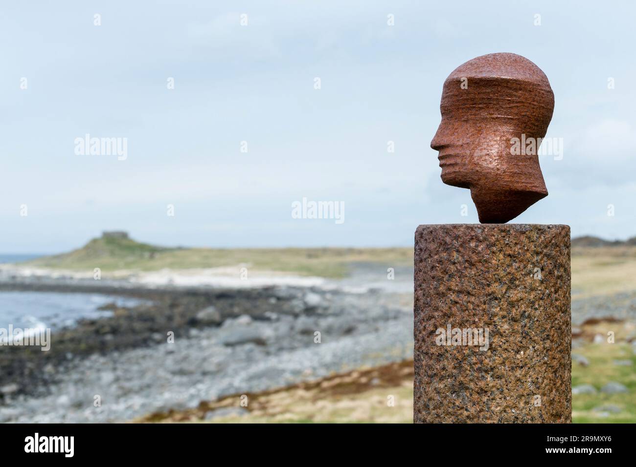 Küste Eggum mit SkulpturLofoten, Norwegen Stockfoto