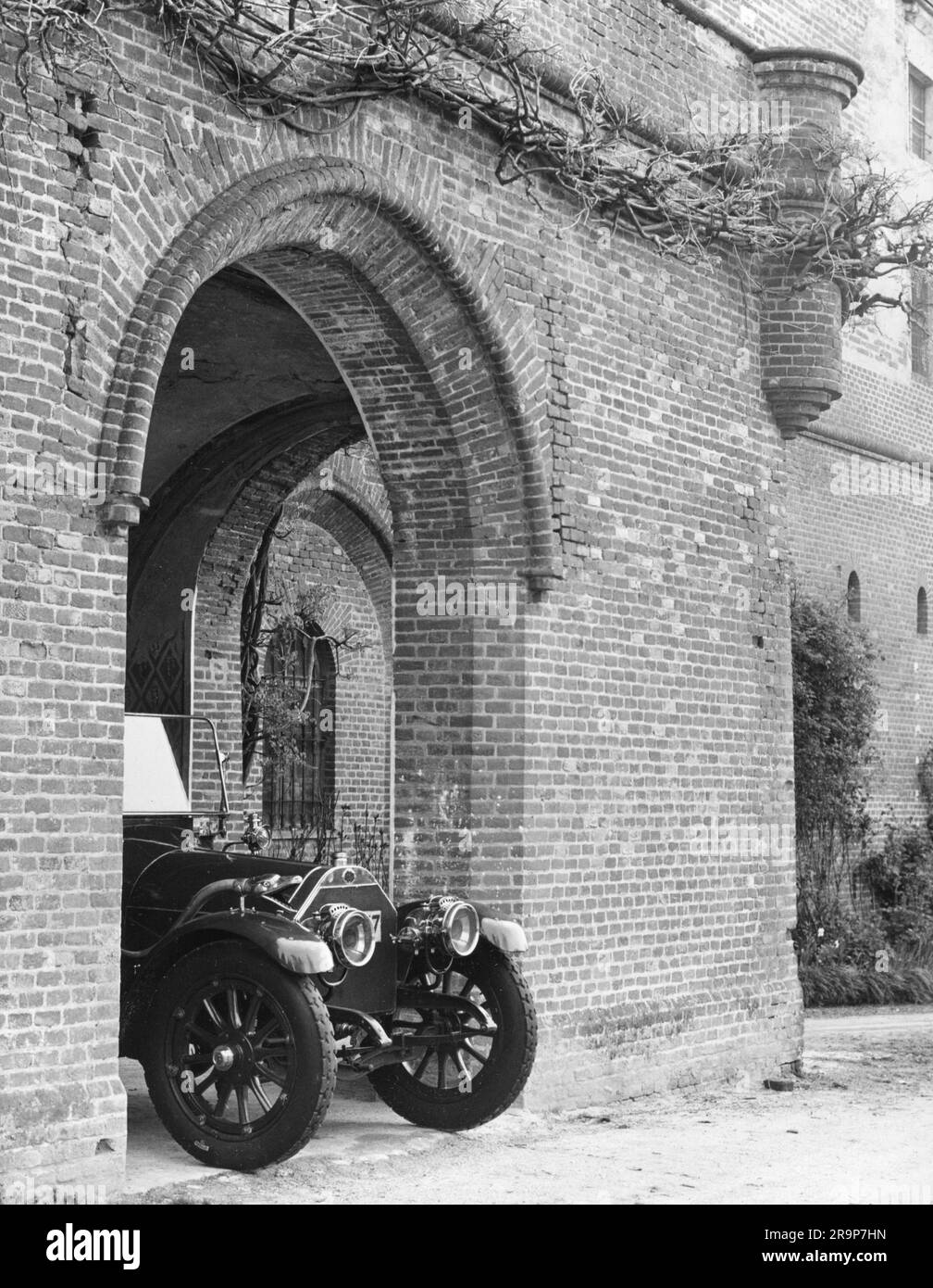 Geografie / Reisen, Italien, Turin, Museum / Museen, Automobilmuseum, AUSSENANSICHT, ZUSÄTZLICHE-RECHTE-FREIGABE-INFO-NICHT-VERFÜGBAR Stockfoto