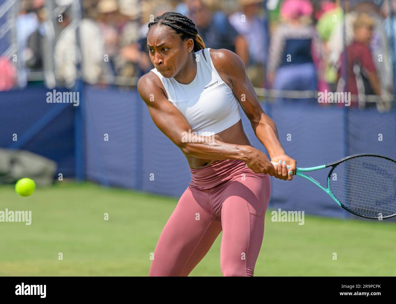 Coco Gauff (Cori Dionne Gauff, USA) auf den Übungsplätzen, bevor er am zweiten Tag des Rothesay International im Devonshire Park, Eastbo, spielt Stockfoto