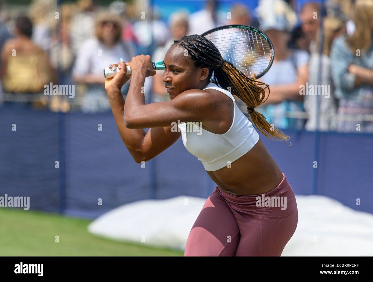 Coco Gauff (Cori Dionne Gauff, USA) auf den Übungsplätzen, bevor er am zweiten Tag des Rothesay International im Devonshire Park, Eastbo, spielt Stockfoto