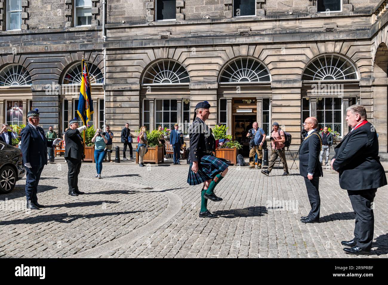 Lord Provost Robert Aldridge bei der Armed Forces Day Ceremony, City Council Chambers, Edinburgh, Schottland, Großbritannien Stockfoto