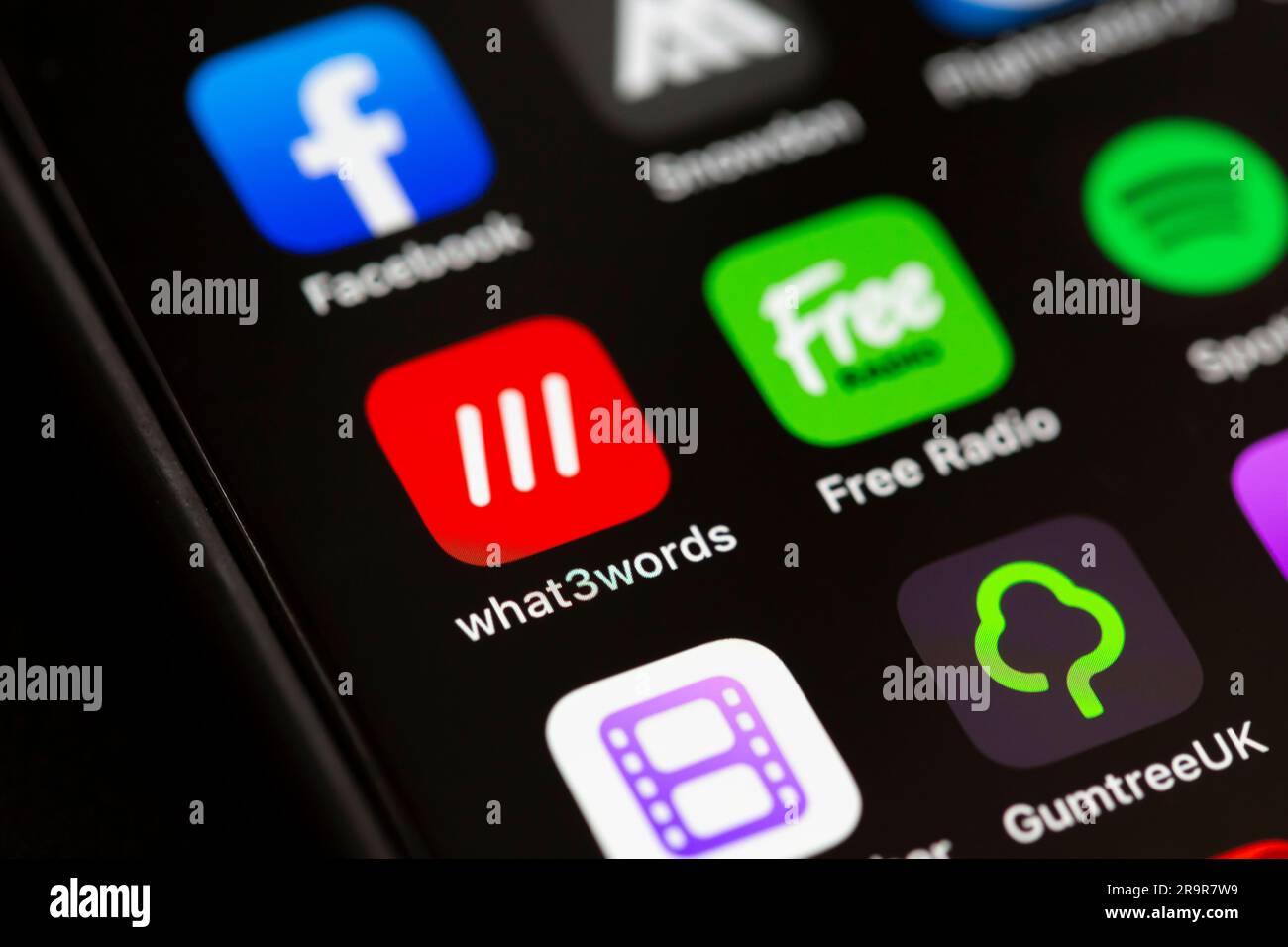 Nahaufnahme der what3words-App auf einem Smartphone-Bildschirm. Stockfoto