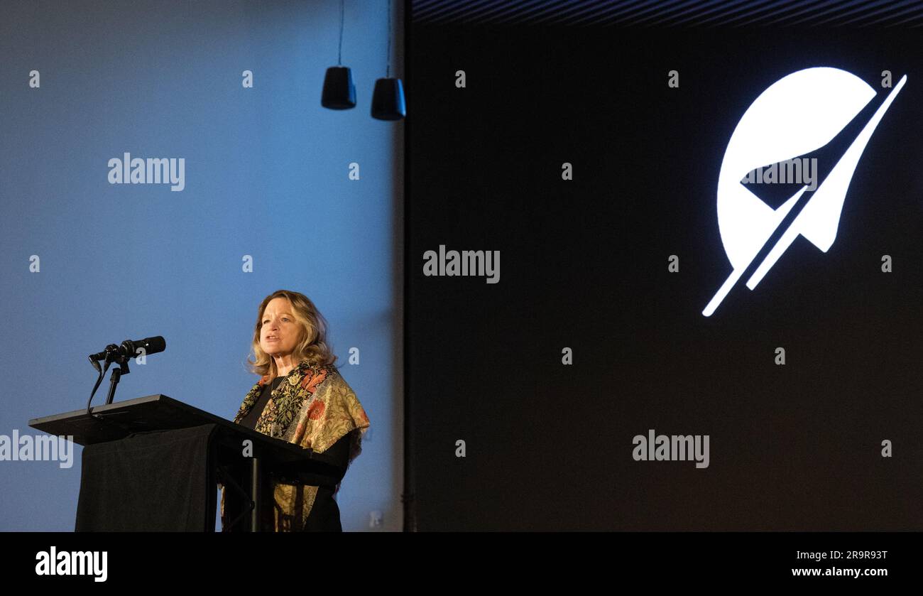 Ellen Stofan, Untersekretärin für Wissenschaft und Forschung an der Smithsonian Institution, hielt am 14. März 2023 im Smithsonian National Air and Space Museum in Washington ein Briefing über das TEMPO-Instrument der NASA. TEMPO misst stündlich die Luftverschmutzung in Nordamerika mit hoher räumlicher Auflösung. Stockfoto