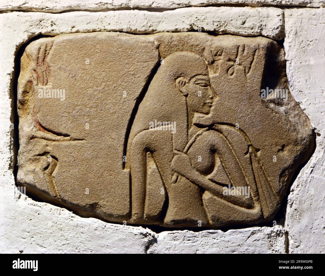 Nefertiti, + nach 1354 v. Chr., ägyptische Königin, Ehefrau von Akhenaten, halbe Länge, Relief, SANDSTONE, KARNAK, ZUSÄTZLICHE-RECHTE-FREIGABE-INFO-NICHT-VERFÜGBAR Stockfoto