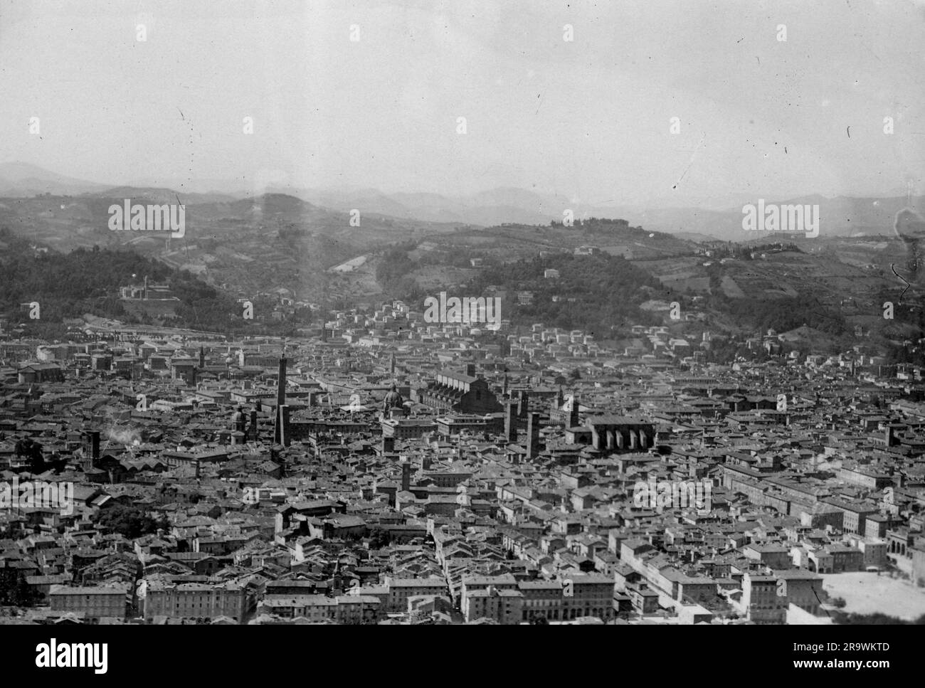 Bologna - foto Panoramica aerea degli anni 30 Stockfoto