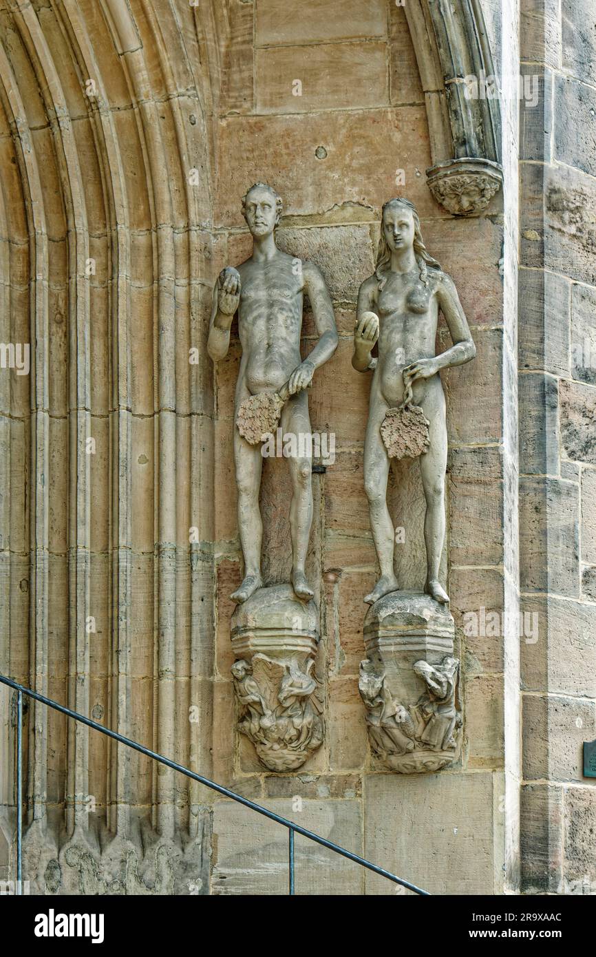 Darstellung von Adam und Eve, Stadtkirche St. Moriz, Coburg, Bayern, Deutschland Stockfoto