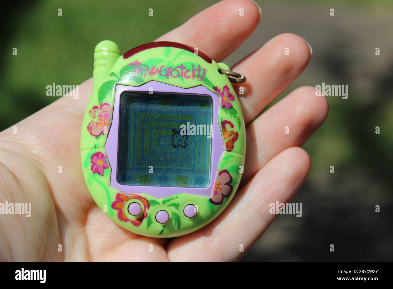 Tamagotchi v3 Fotos und Bildmaterial in hoher Auflösung Alamy