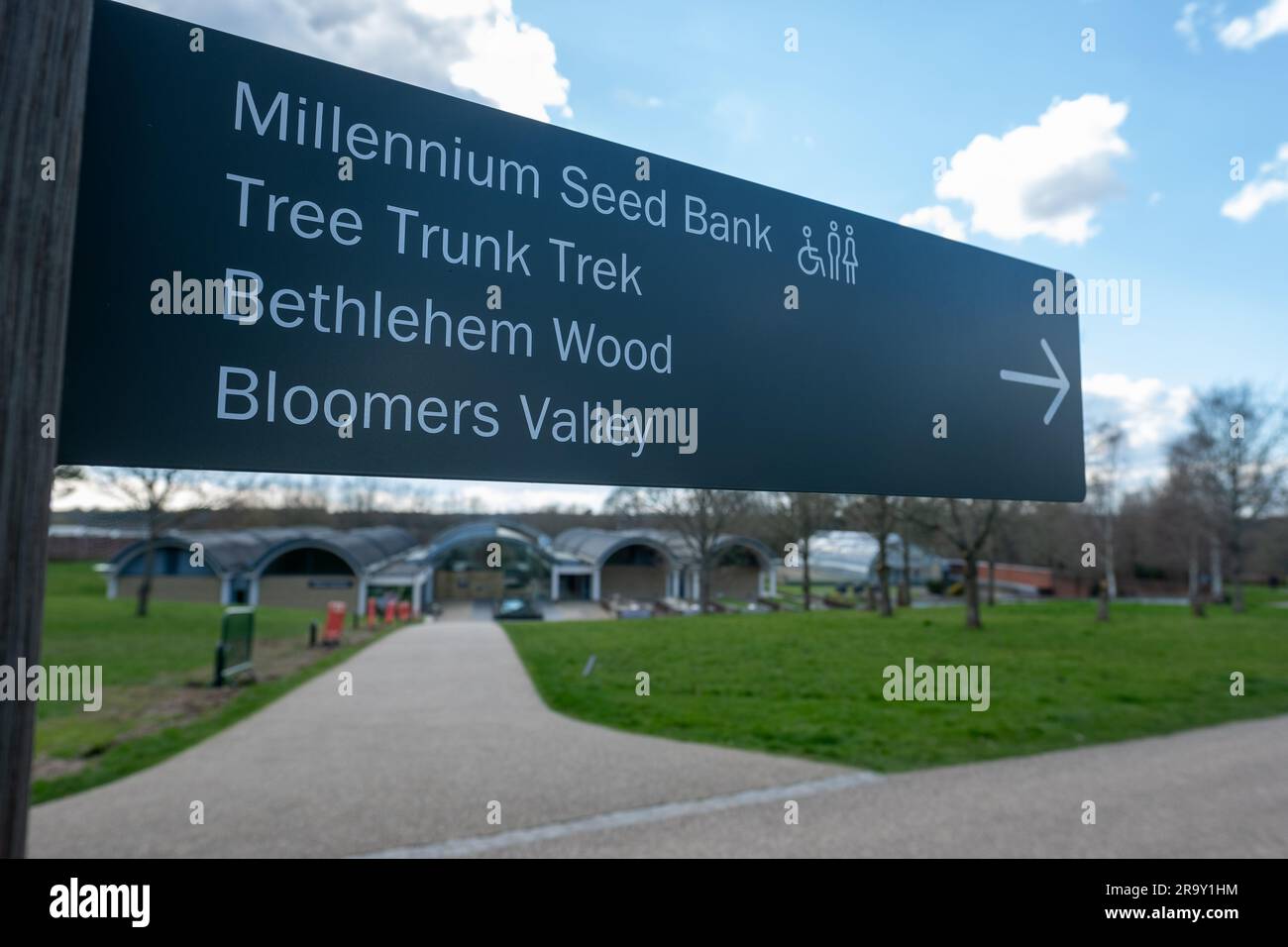 Sussex, Großbritannien - April 2023: Die Millennium Seedbank in den Wakehurst Botanical Gardens, Teil der Kew Gardens Stockfoto