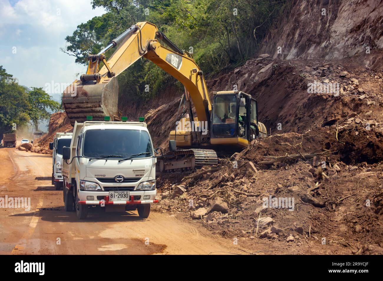 NAN, THAILAND, MAI 21 2023, Straßenbau in Nordthailand. Stockfoto