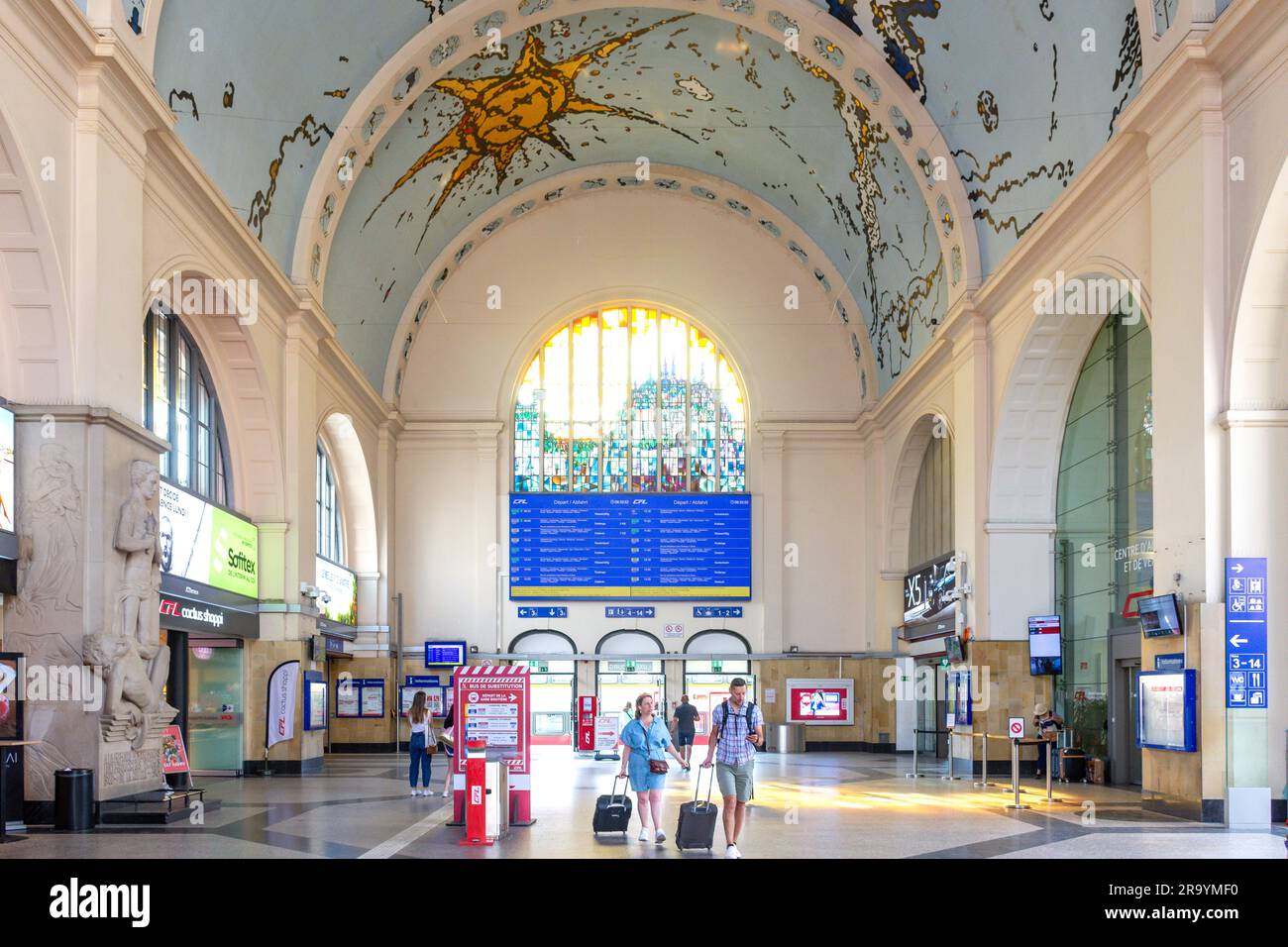 Innenkarte des Bahnhofs Gare Centrale, Gare, Quartier Gare, Stadt Luxemburg, Luxemburg Stockfoto