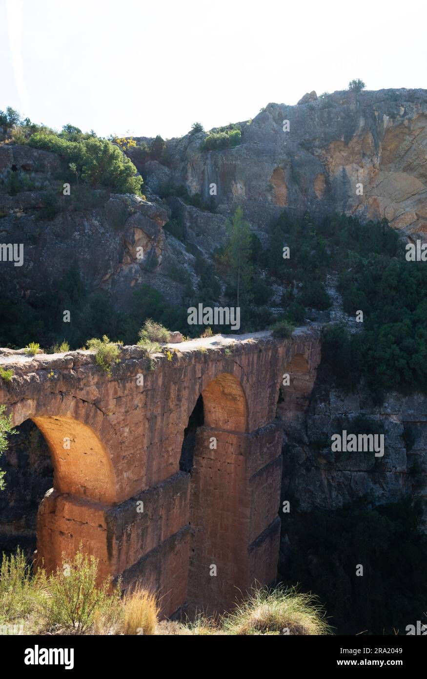 Römisches Aquädukt von Peña Cortada. Calles - Valencia - Spanien Stockfoto