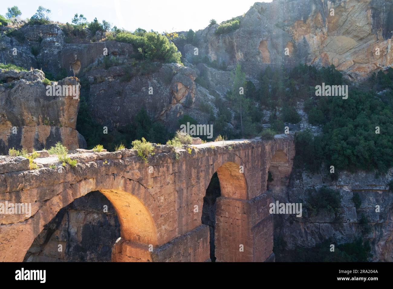 Römisches Aquädukt von Peña Cortada. Calles - Valencia - Spanien Stockfoto