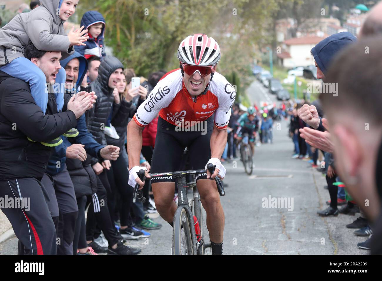 Izagirre Baskischer Reiter der französischen Mannschaft cofidis auf dem Klettern bei Miguel Indurain Stockfoto
