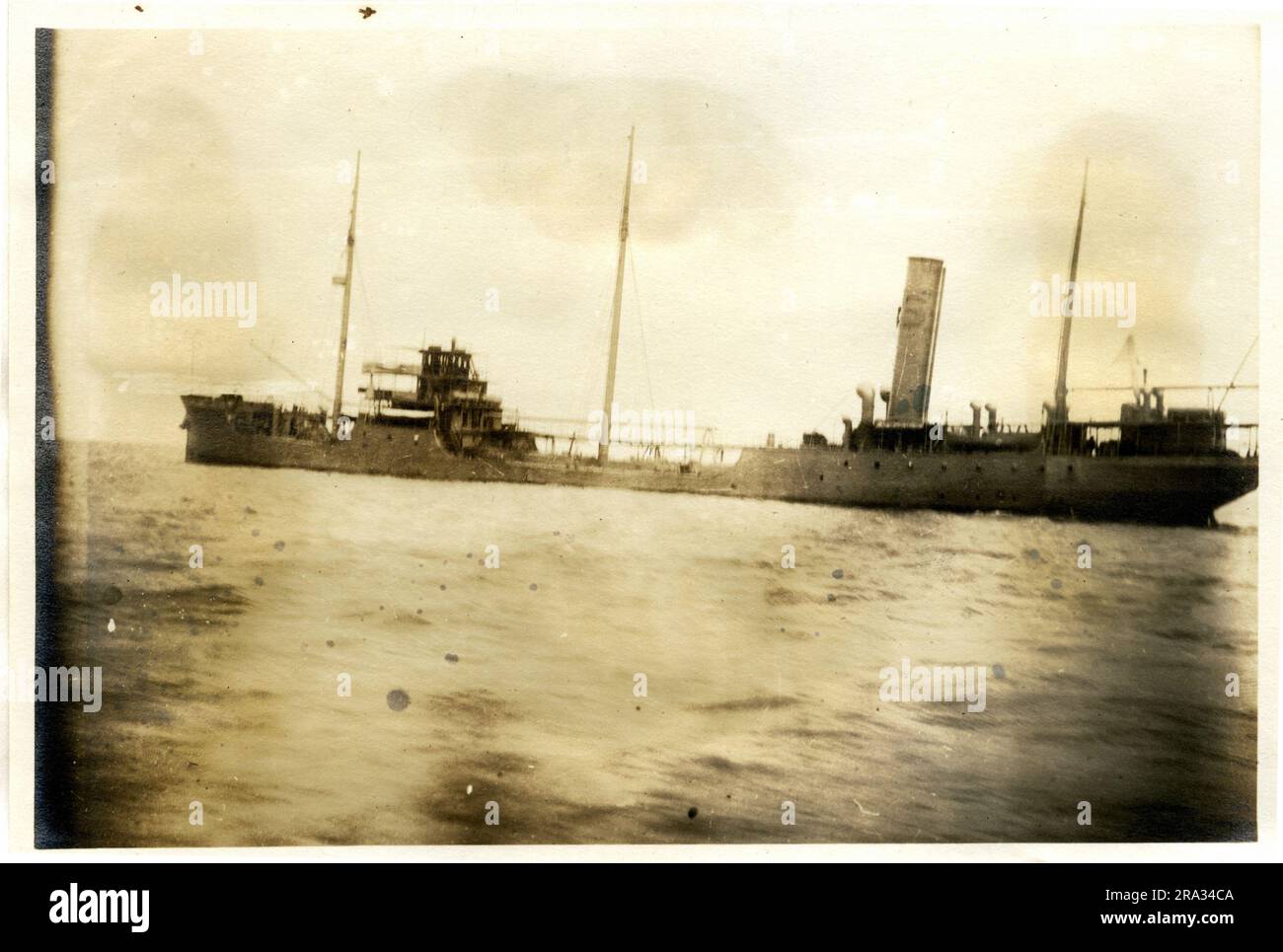Foto der SS Rayo. Foto von S. S. S. Rayo. Datum Juni 17 1918. Staatsangehörigkeit: Amerikanisch. Tonnage: - 3633. - F. Sandberg. Eigentümer: - Standard- Oil Co Wo: - Beaumont, texas., Ziel: - New York, N. Y. wo fotografiert: - Charleston, S. C. Sechster Marinestandort. Von dem er fotografiert wurde: J. B. Dearborn. Datum der Fotografie: - 8. Juni 1918. 1918-06-08T00:00:00. Stockfoto