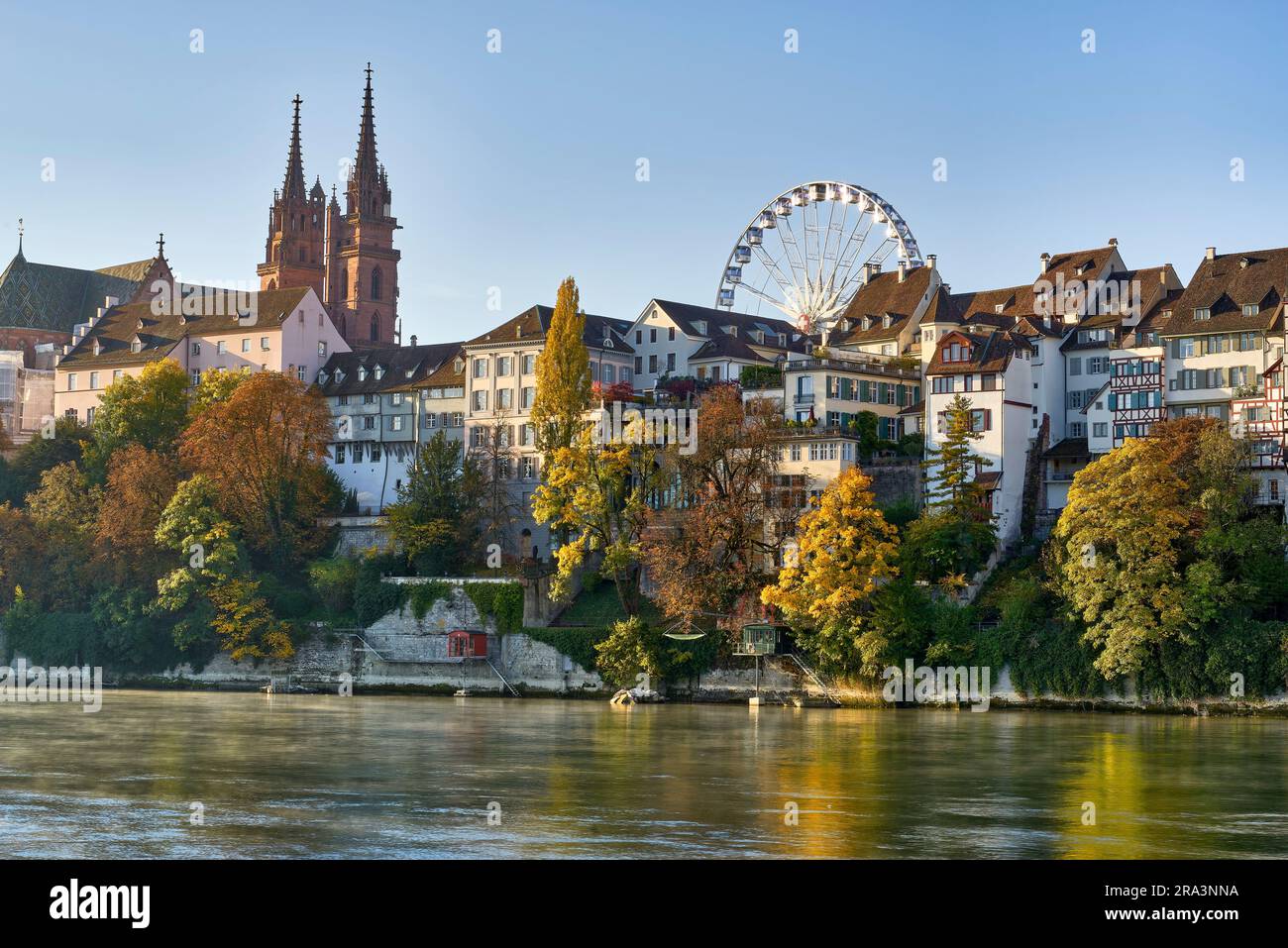 Die Herbstmesse in Basel. Eine wiederkehrende Herbstattraktion ist in der Stadt Basel, Schweiz, verteilt Stockfoto