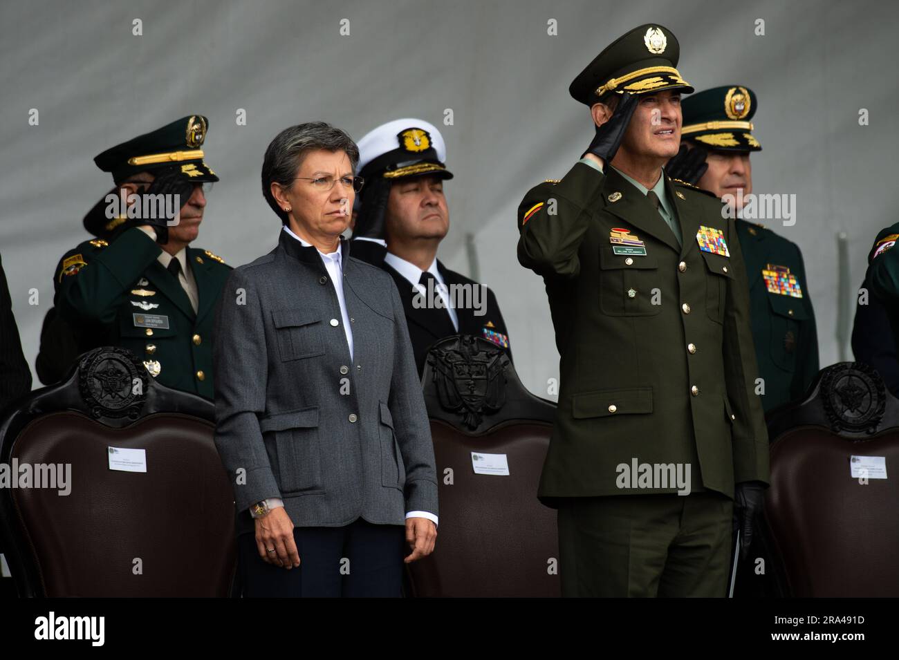 Bogota, Kolumbien. 30. Juni 2023. Bogotas Bürgermeisterin Claudia Lopez während der Zeremonie der kolumbianischen Polizei Brigadrier General Sandra Patricia Hernandez in Bogota, Kolumbien, 30. Juni 2023. Foto von: Chepa Beltran/Long Visual Press Credit: Long Visual Press/Alamy Live News Stockfoto