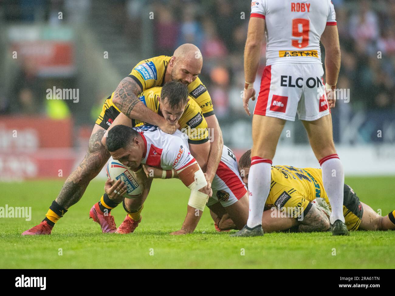 St. Helens, Merseyside, England, 30. Juni 2023. St. Helens Sione Mata’utia von Castleford während des St. Helens Rugby Football Club V Castleford Tigers im Totally Wicked Stadium, der Betfred Super League (Kreditbild: ©Cody Froggatt/Alamy Live News) Stockfoto