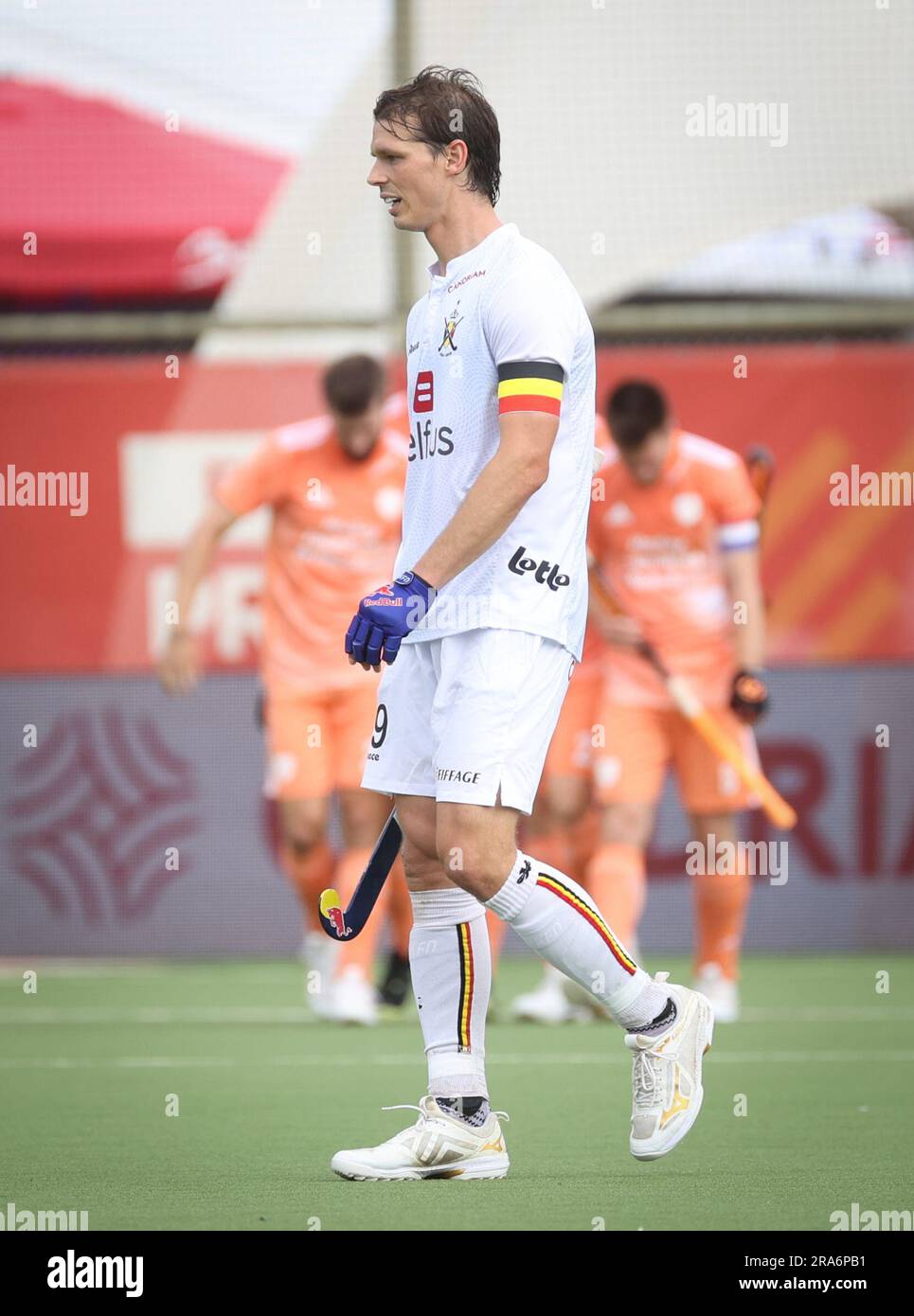 Antwerpen, Belgien. 01. Juli 2023. Der belgische Felix Denayer sieht nach einem Hockeyspiel zwischen der belgischen Nationalmannschaft Red Lions und den Niederlanden, Spiel 10/12 in der Gruppenphase der 2023 Men's FIH Pro League, Samstag, den 01. Juli 2023 in Antwerpen, deprimiert aus. BELGA PHOTO VIRGINIE LEFOUR Kredit: Belga News Agency/Alamy Live News Stockfoto