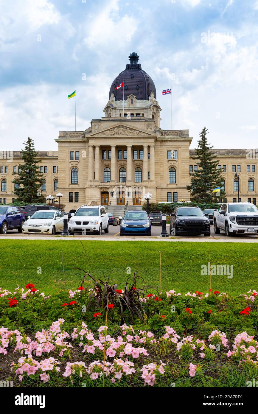REGINA, SK, KANADA, 24. JUNI 2023: The Legislative Assembly of Saskatchewan in Regina. Die Stadt ist die Provinzhauptstadt von Saskatchewan. Stockfoto