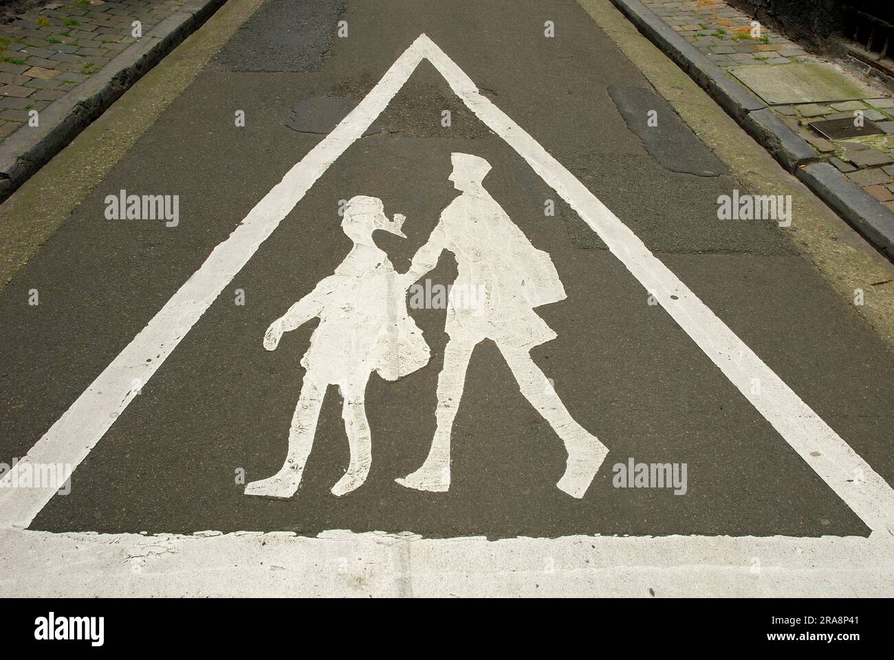 Verkehrsschild „Fußgänger“ auf der Straße, Gent, Belgien Stockfoto