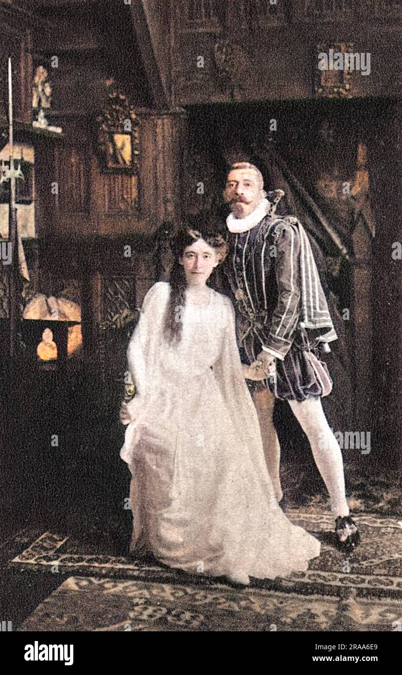 PIERRE LOTI - französischer Seemann und Schriftsteller, auch Sänger - hier ist er als Raoul de Nangis in Meyerbeer's Les Huguenots, 1908. Aber am besten bekannt für sein Buch "Les pecheurs d'Islande". Datum: 1850-1923 Stockfoto