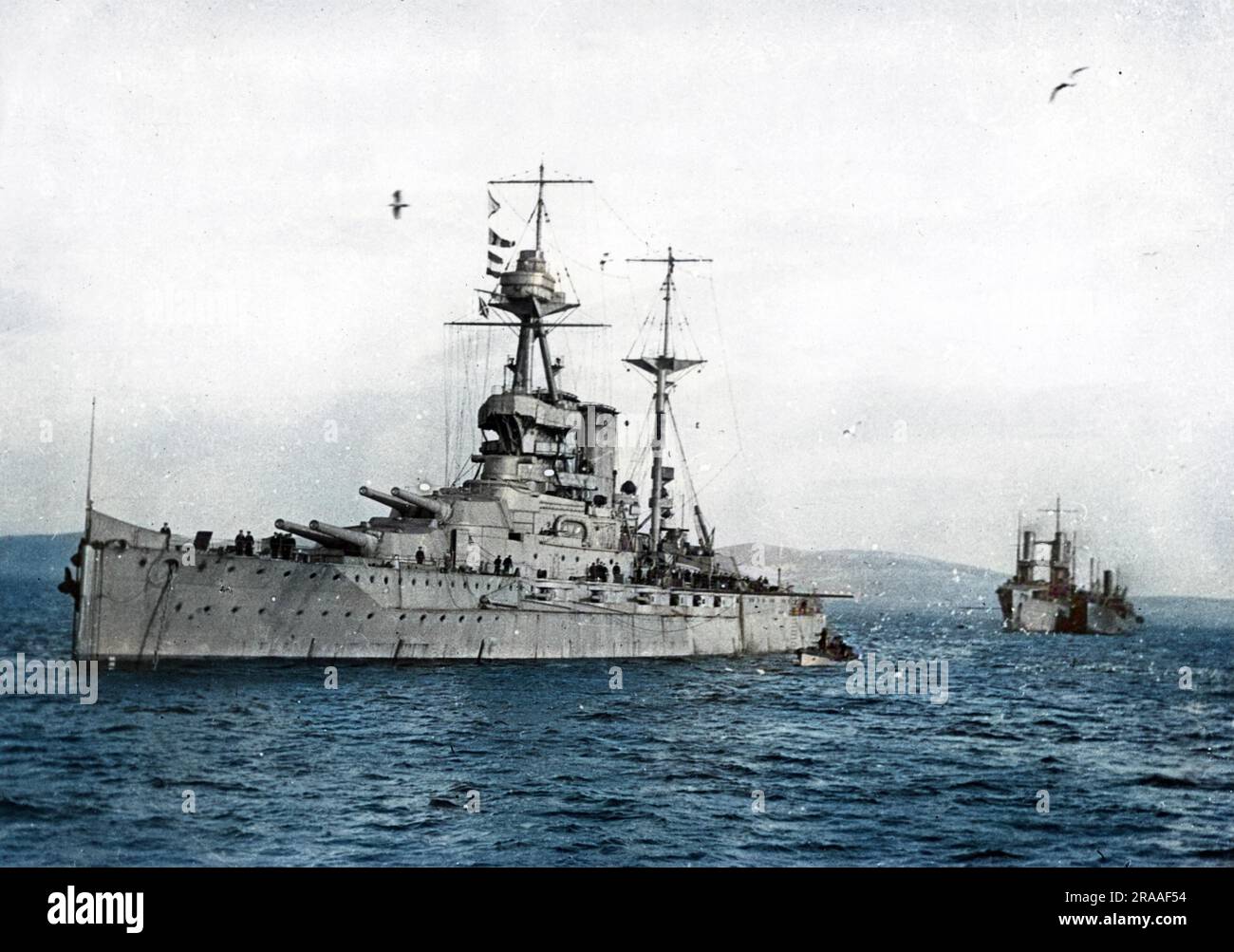 HMS Malaya, ein britisches Schlachtschiff der Queen Elizabeth-Klasse, startete 1915, diente während des Ersten Weltkriegs einschließlich der Schlacht von Jütland, diente auch im Zweiten Weltkrieg, 1944 stillgelegt. Datum: 1914-1918 Stockfoto
