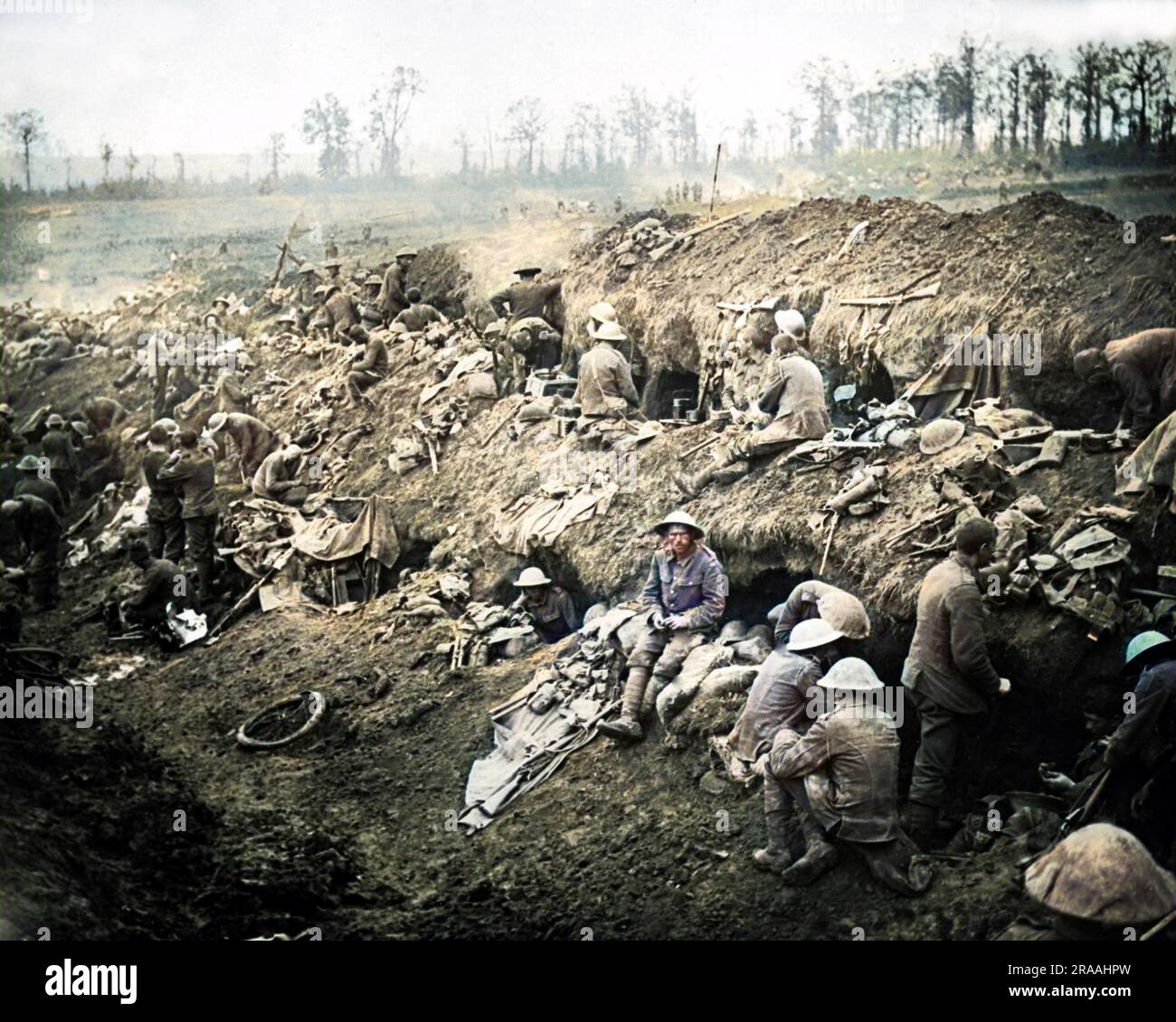 Britische Soldaten hinter der Linie an der Westfront im Ersten Weltkrieg. Datum: Ca. 1916 Stockfoto