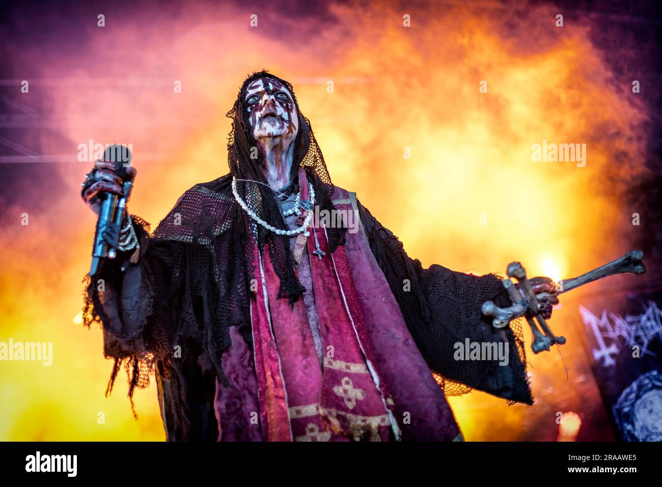Oslo, Norwegen. 22., Juni 2023. Die norwegische Black Metal Band Mayhem führt während des norwegischen Musikfestivals „Tonts of Rock 2023“ in Oslo ein Live-Konzert auf. Hier wird die Sängerin Attila Csihar live auf der Bühne gesehen. (Foto: Gonzales Photo - Terje Dokken). Stockfoto