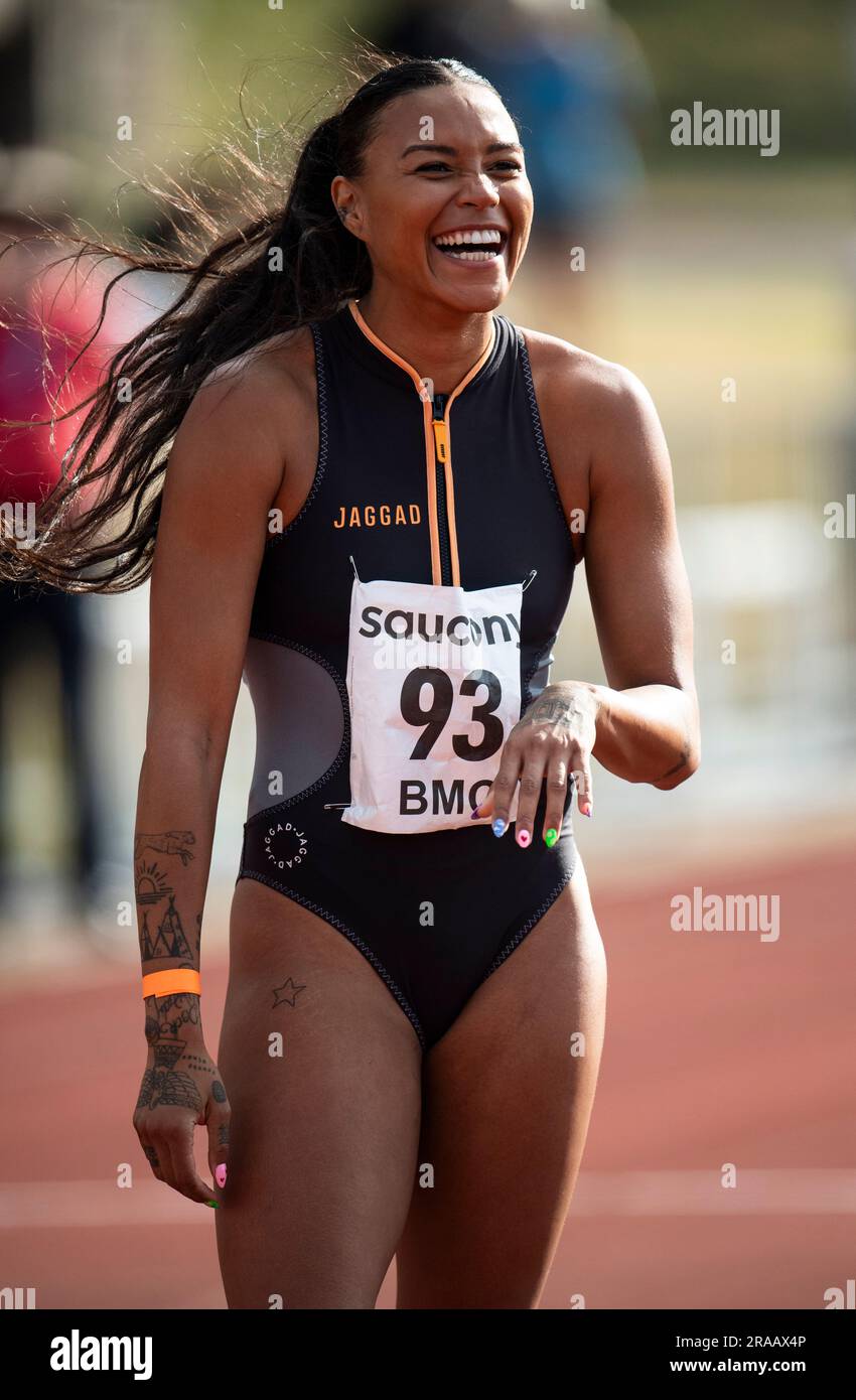 Morgan Mitchell aus Australien nimmt am 800m-B-Rennen der Frauen am British Milers Club Grand Prix, Woodside Stadium Watford, England, am 1. Teil Stockfoto