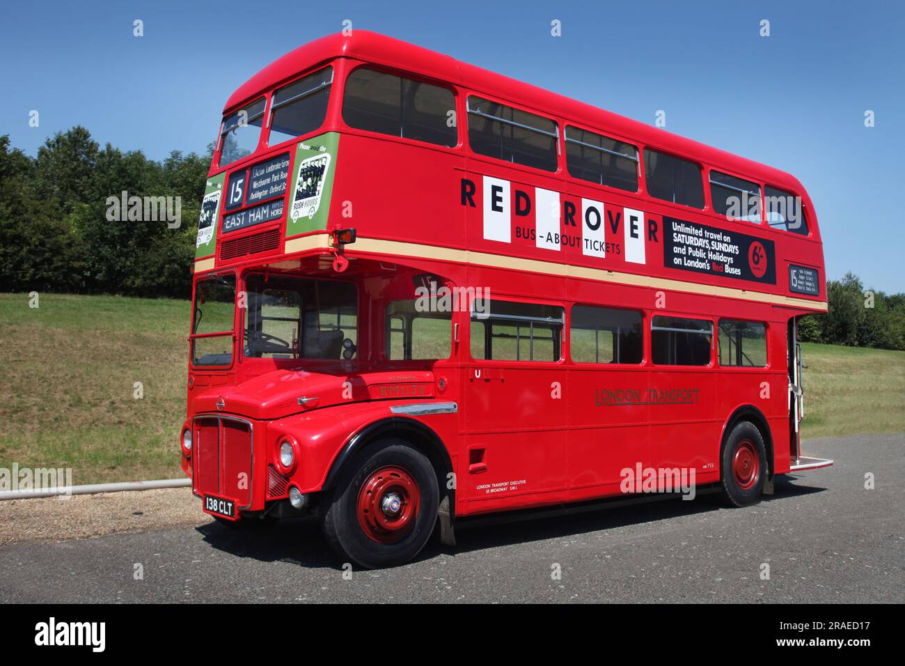 Ein klassischer roter Routemaster Doppeldeckerbus in London Stockfoto