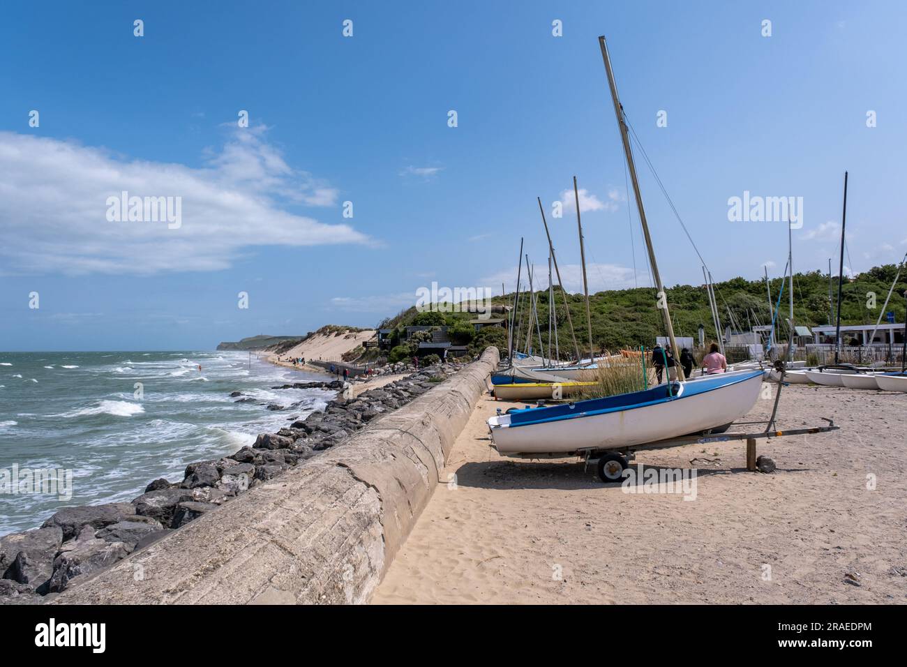 Wissant, FR - 3. Juli 2023: Wissant Beach und Dünen im Sommer Stockfoto