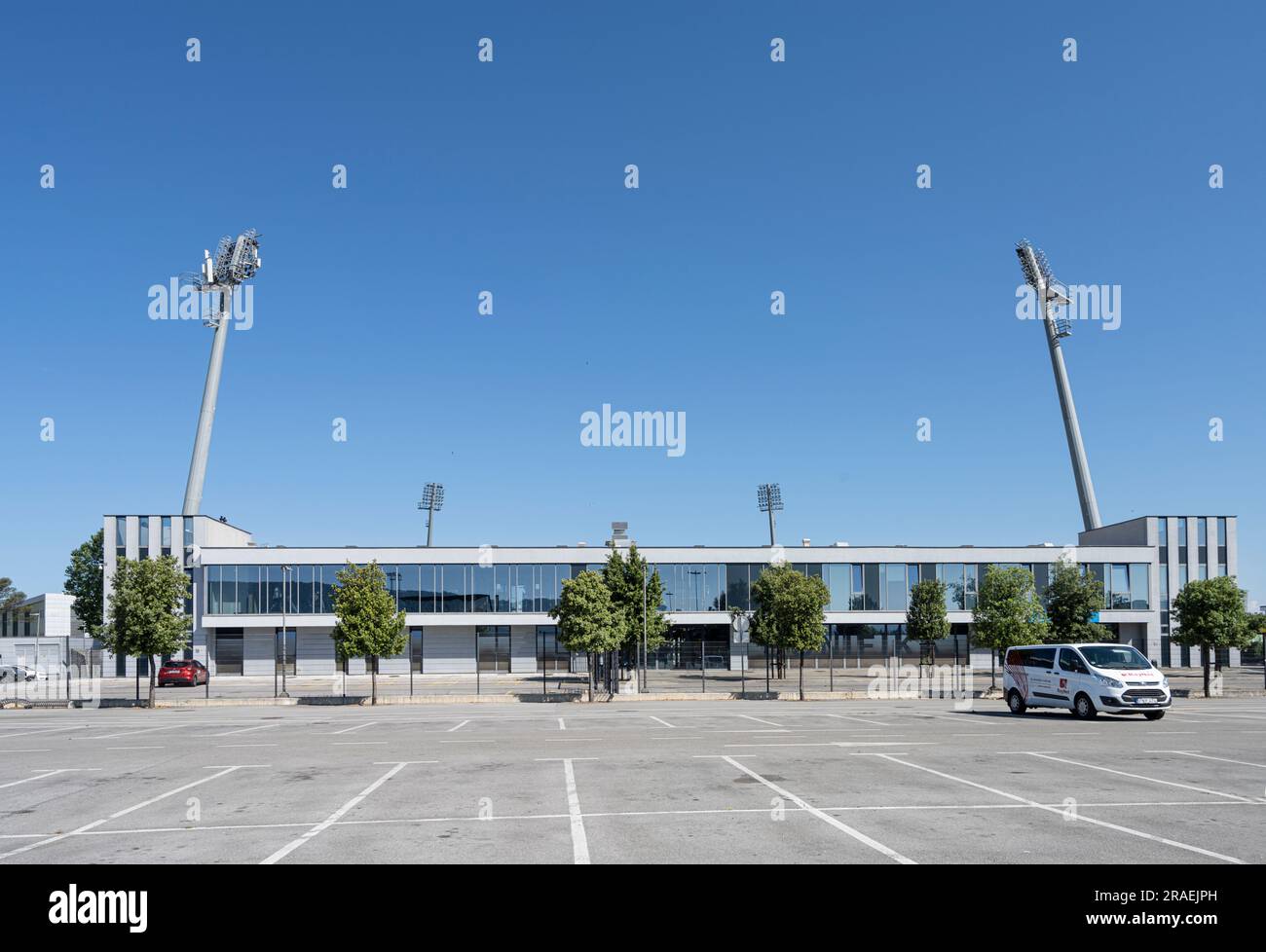 Koper, Slowenien. 2. Juli 2023. Außenansicht des Bonifika-Stadions im Stadtzentrum Stockfoto